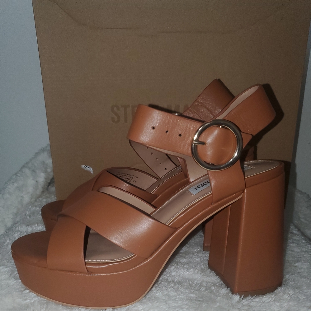 High heels - Picture 2 of 3